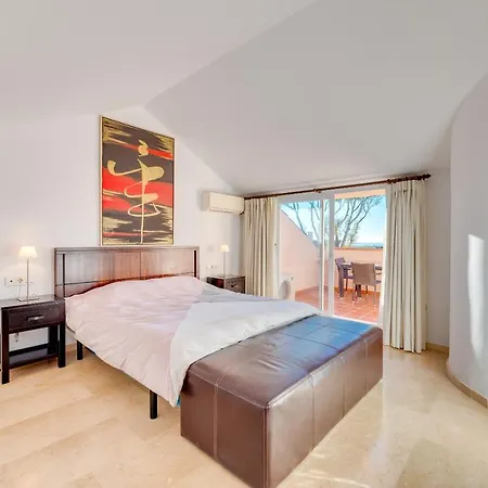 Penthouse In Elviria Marbellac