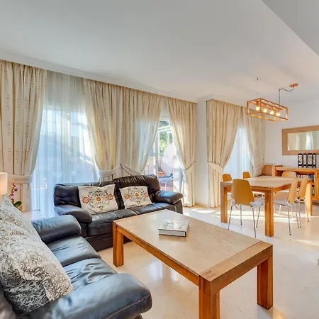Penthouse In Elviria Dom wakacyjny Marbella
