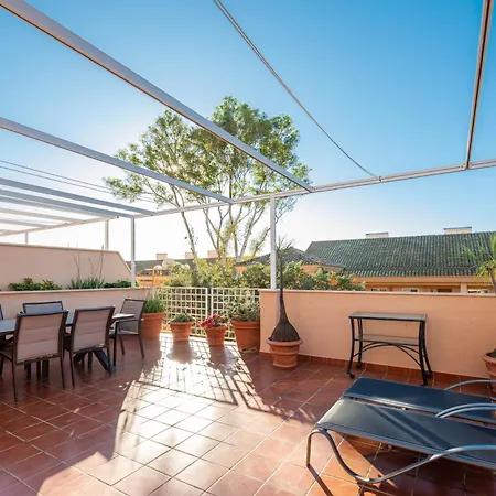 Dom wakacyjny Penthouse In Elviria *